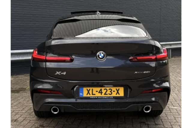 BMW X4 (2019) thumbnail 6