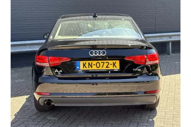 Audi A4 (2016) thumbnail 6