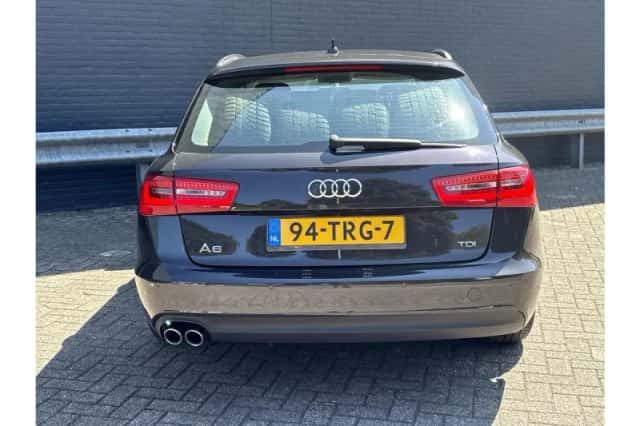 Audi A6 (2011) thumbnail 6