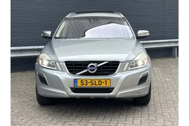 Volvo XC60 (2011) thumbnail 5