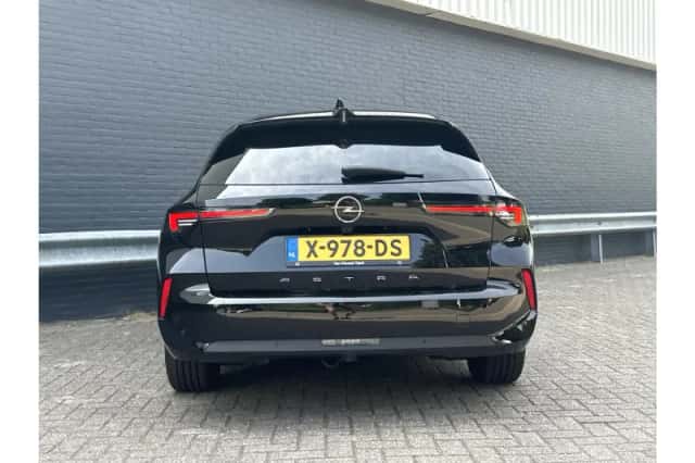 Opel Astra (2023) thumbnail 5
