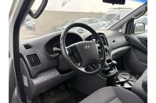 Hyundai H300 (2009) thumbnail 3