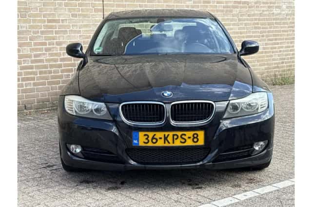 BMW 3-Serie (2010) thumbnail 5
