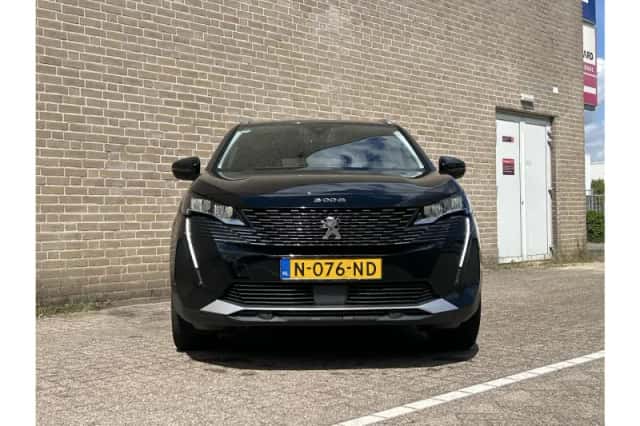 Peugeot 3008 (2021) thumbnail 6