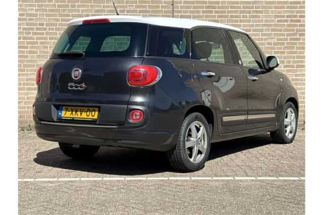 Fiat 500L (2014) thumbnail 2