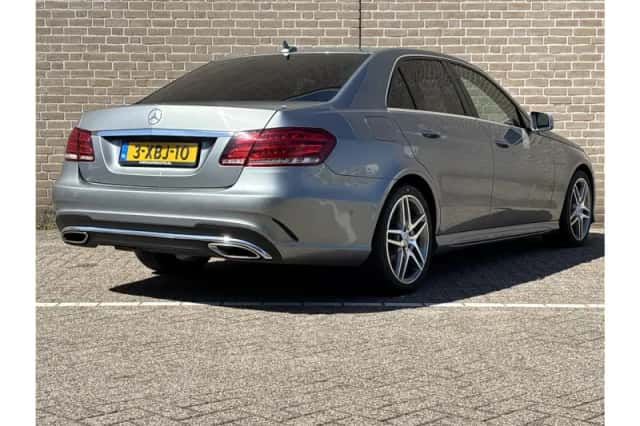 Mercedes-Benz E-Klasse (2014) thumbnail 2