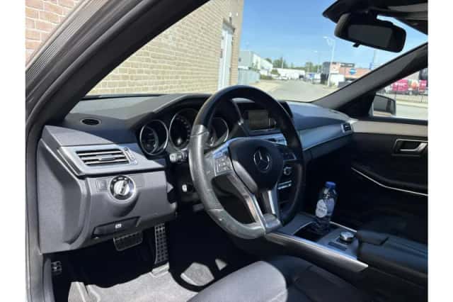 Mercedes-Benz E-Klasse (2014) thumbnail 3