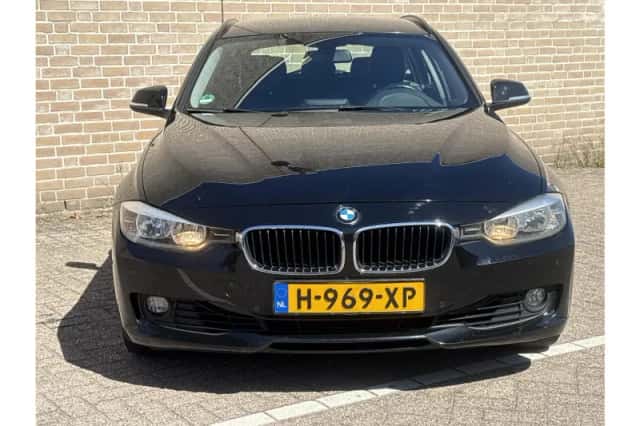 BMW 3-Serie (2013) thumbnail 6