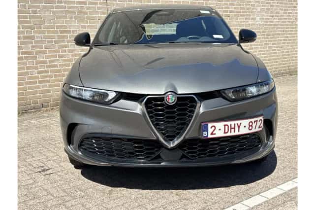 Alfa Romeo Tonale (2023) thumbnail 5