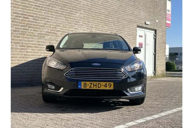 Ford Focus (2015) thumbnail 5
