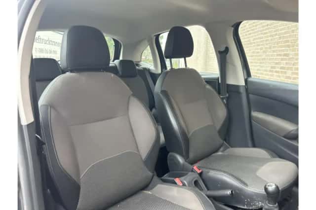 Citroën C3 (2014) thumbnail 4