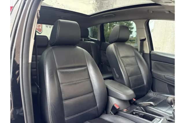Ford Kuga (2009) thumbnail 4
