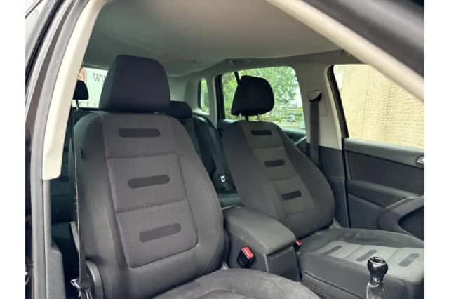 Volkswagen Tiguan (2009) thumbnail 4