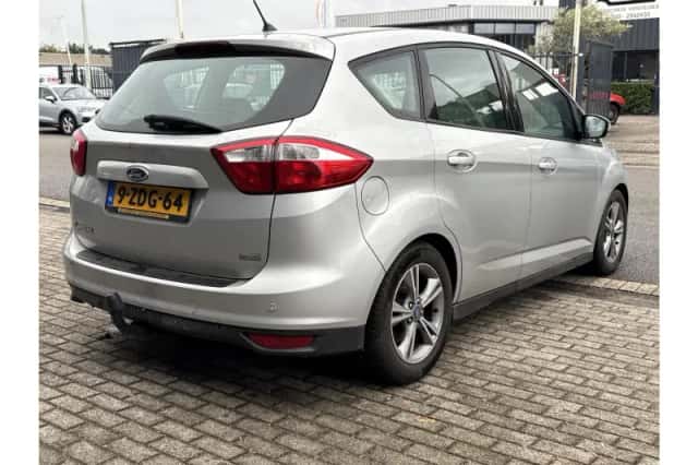Ford C-Max (2014) thumbnail 2