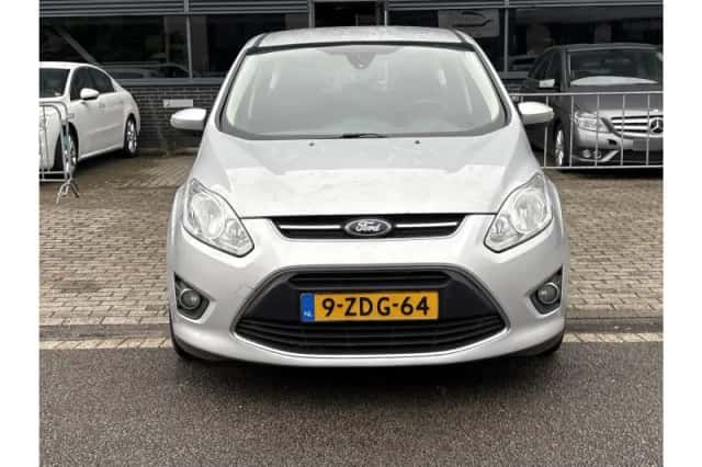 Ford C-Max (2014) thumbnail 4