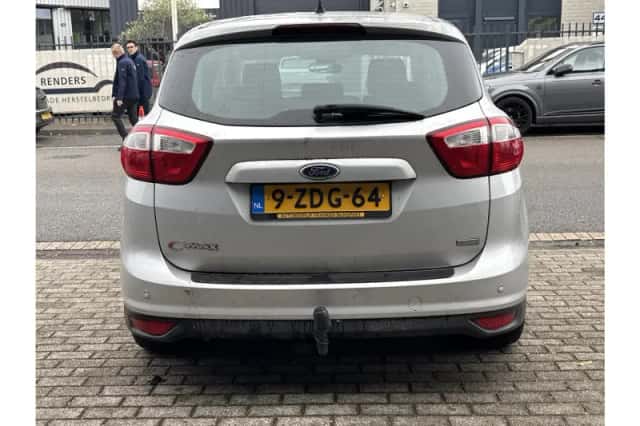 Ford C-Max (2014) thumbnail 5
