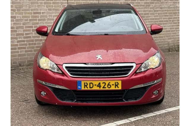 Peugeot 308 (2017) thumbnail 5