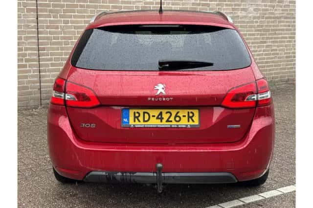 Peugeot 308 (2017) thumbnail 6