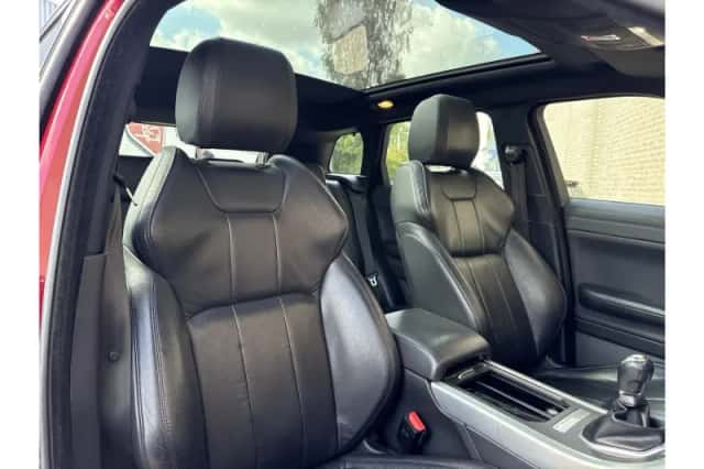 Land Rover Range Rover Evoque (2016) thumbnail 4