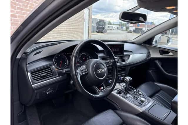 Audi A6 (2011) thumbnail 3