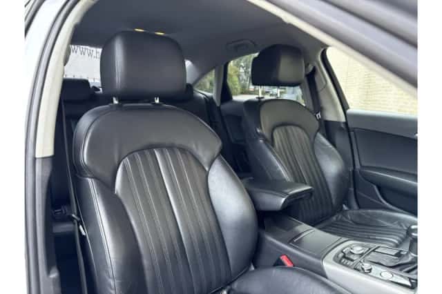 Audi A6 (2011) thumbnail 4