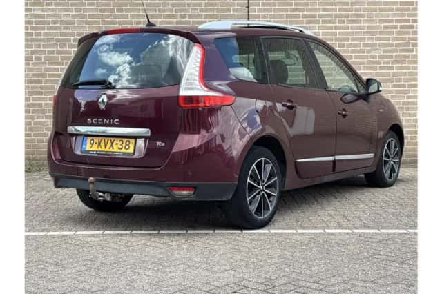 Renault Grand Scénic (2013) thumbnail 2