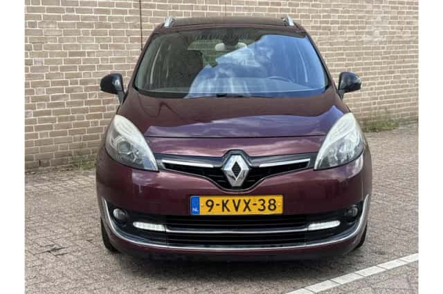 Renault Grand Scénic (2013) thumbnail 5