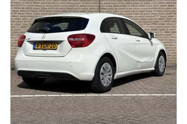 Mercedes-Benz A-Klasse (2014) thumbnail 2