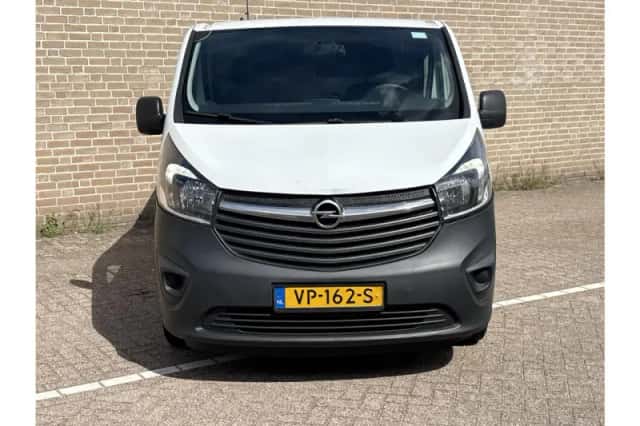 Opel Vivaro (2015) thumbnail 5