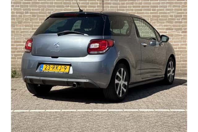 Citroën DS3 (2011) thumbnail 2