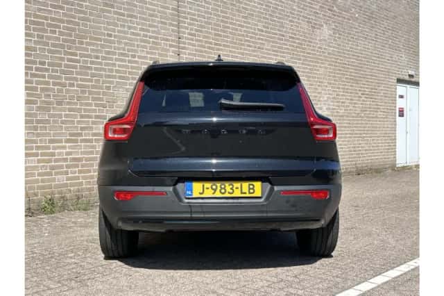 Volvo XC40 (2020) thumbnail 6