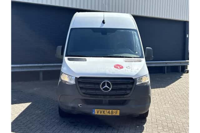 Mercedes-Benz Sprinter (2019) thumbnail 5