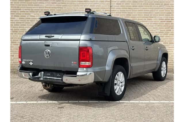 Volkswagen Amarok (2013) thumbnail 2