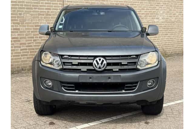 Volkswagen Amarok (2013) thumbnail 5