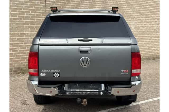 Volkswagen Amarok (2013) thumbnail 6