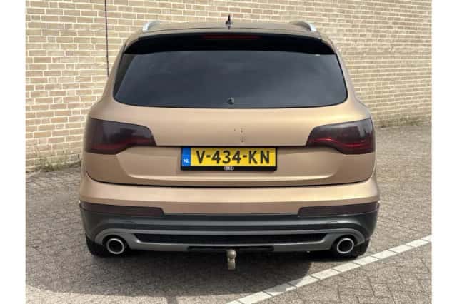 Audi Q7 (2011) thumbnail 6