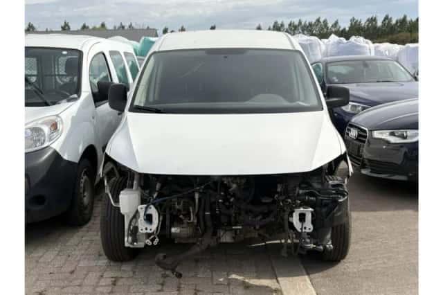 Volkswagen Caddy (2017) thumbnail 4