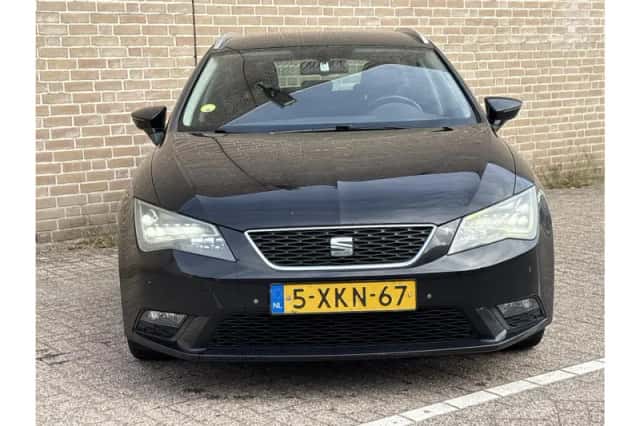 SEAT Leon (2014) thumbnail 5