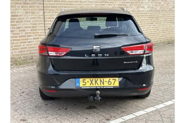 SEAT Leon (2014) thumbnail 6