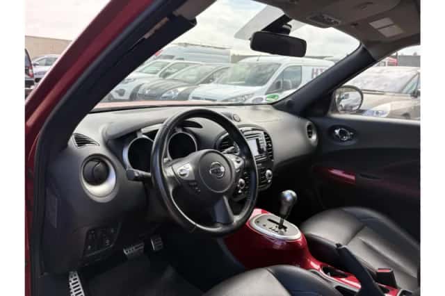 Nissan Juke (2012) thumbnail 3