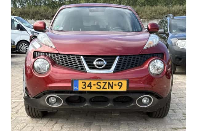 Nissan Juke (2012) thumbnail 5