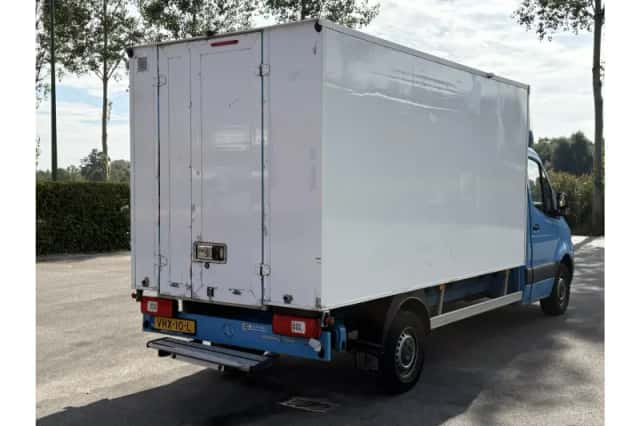 Mercedes-Benz Sprinter (2020) thumbnail 2