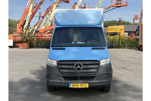 Mercedes-Benz Sprinter (2020) thumbnail 5