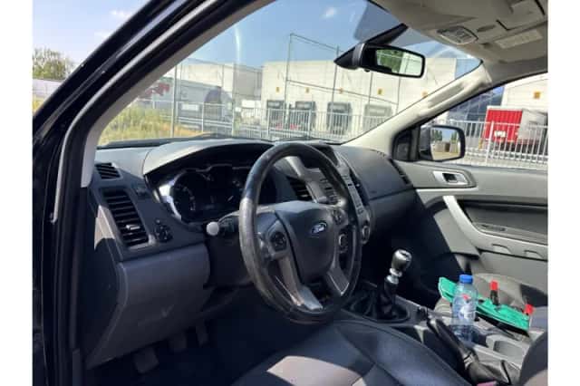 Ford Ranger (2015) thumbnail 3