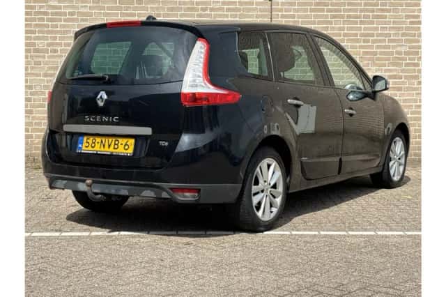 Renault Grand Scénic (2010) thumbnail 2