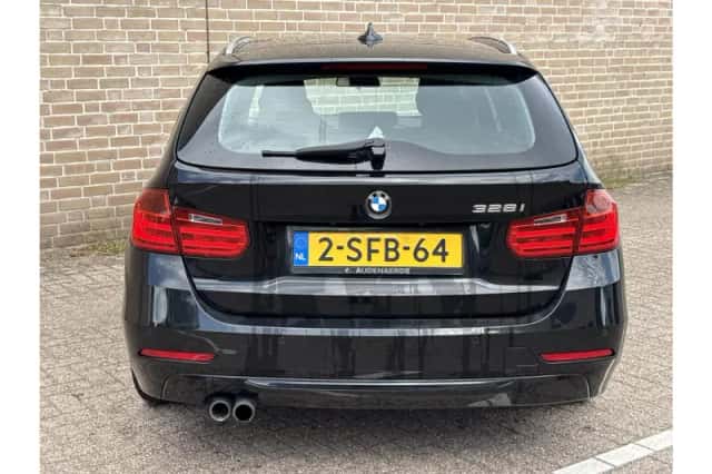 BMW 3-Serie (2013) thumbnail 6