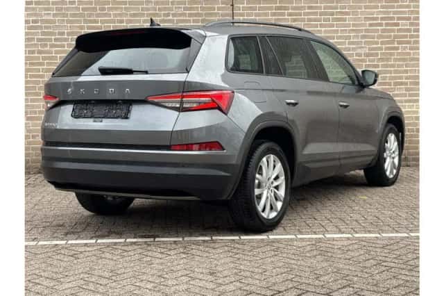 Škoda Kodiaq (2022) thumbnail 2