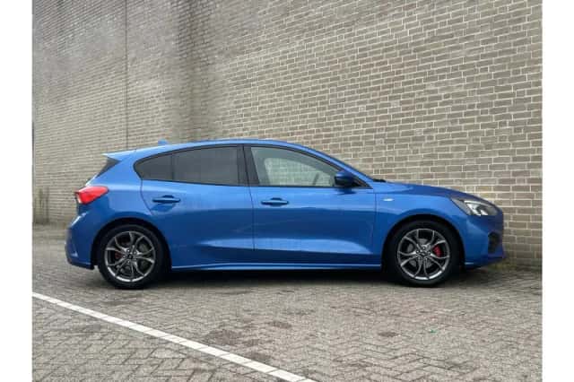 Ford Focus (2019) thumbnail 6