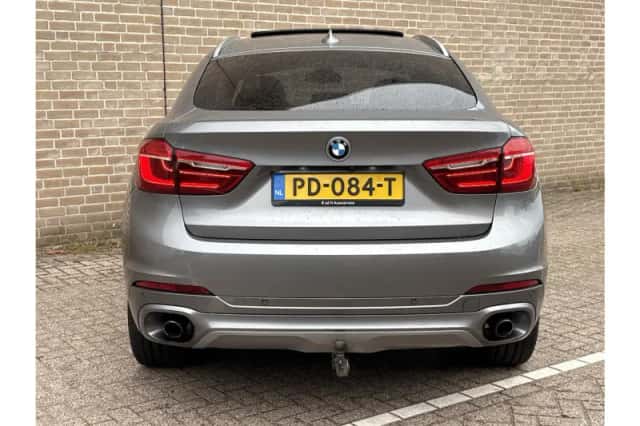 BMW X6 (2016) thumbnail 6