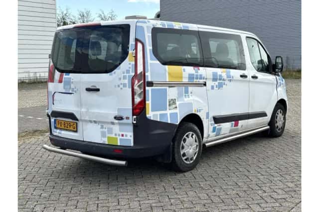Ford Transit Custom (2017) thumbnail 2